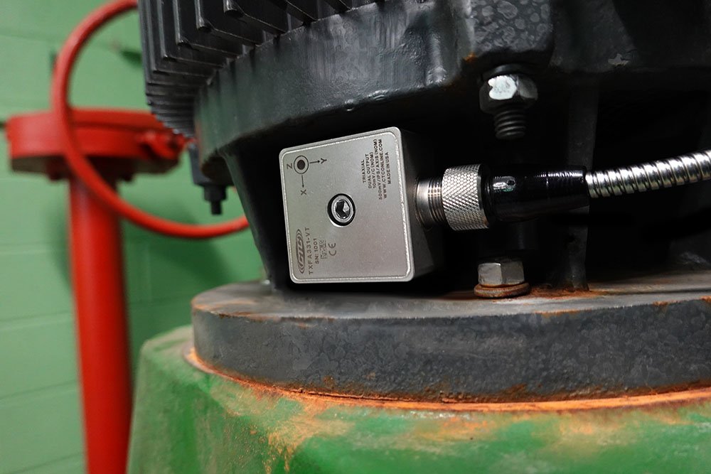 Understanding Vibration Sensors and Accelerometers: A Closer Look